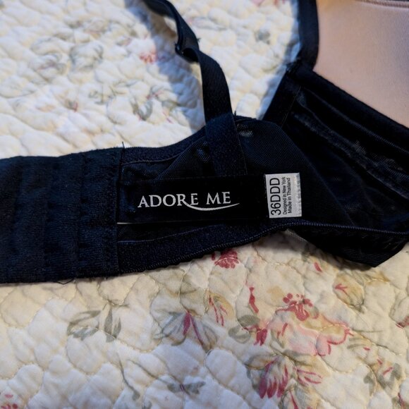 Adore Me Seda Contour Plunge Bra | 36DDD - Picture 3 of 7